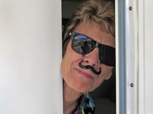 Do you think the paparazzi will recognize me?