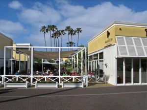 Entrance to the Pavilion Hotel