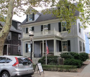 JFK's "modest' birthplace