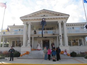 The main entrance to the Mansion