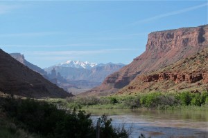 shot of the Colorado River It was a gorgeous day looking toward the La Sal Mountains. 