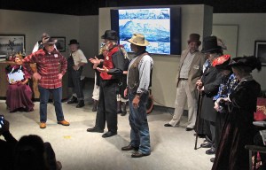 While the Sheriff and Death Valley Dick are finding out who is the murderer, Peachy keeps an eye on what is going on. You know, it's a bit dry on stage and she drinks a beer while watching the proceedings.