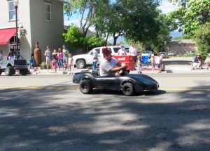 Another type of transport is the little cars the Shriners use to entertain the audience. This guy was just about to go into a very tight doughnut. He looked like he was having a blast.