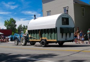 Northern Nevada had many Basque sheepherders taking care of their herds (flocks?) and they lived in wagons similar to this. Mottsville was a little town a bit west of Minden/Gardnerville area