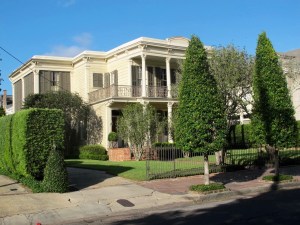 Archie Manning’s home (he was a New Orleans Saints quarterback for many years and is Peyton and Eli Manning’s father).