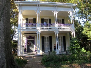 Our favorite place in Vicksburg was the McRaven House, the most haunted house in Mississippi.